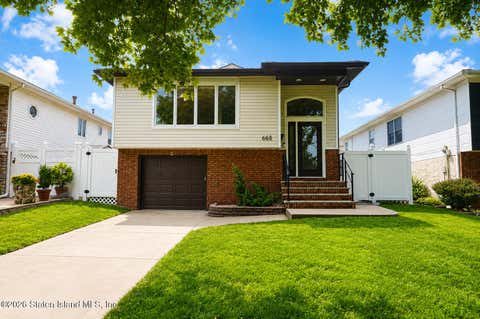 Apartment For Rent - 668 Sheldon Avenue<br/> Richmond County, Staten Island, NY 10312