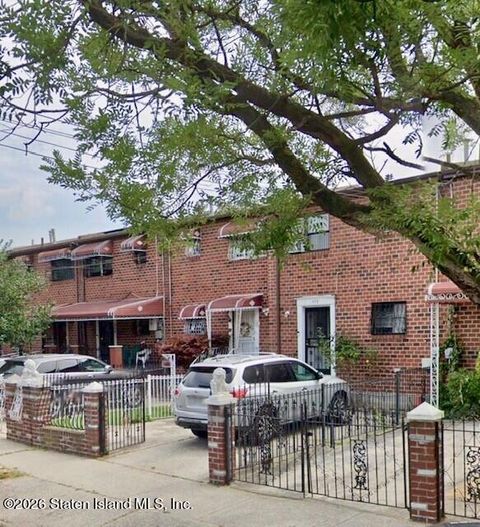 Townhouse For Sale - 573 Schenck Avenue<br/> Brooklyn, NY 11207
