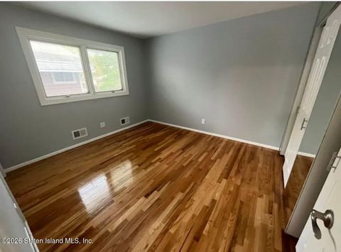 Photo of Staten Island, NY 10314 (MLS # 2600702)