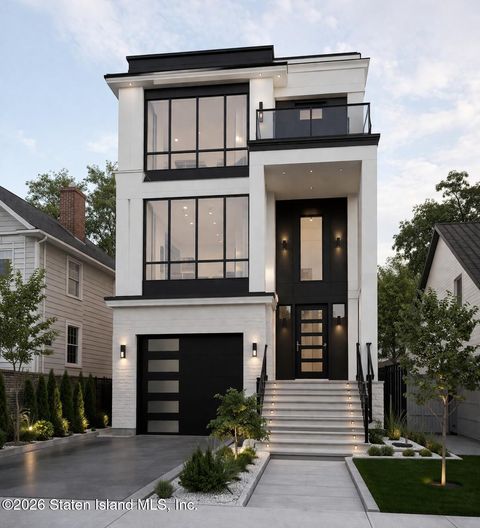 Photo of 156 Van Cortlandt Avenue, Staten Island, NY 10301 (MLS # 2601370)