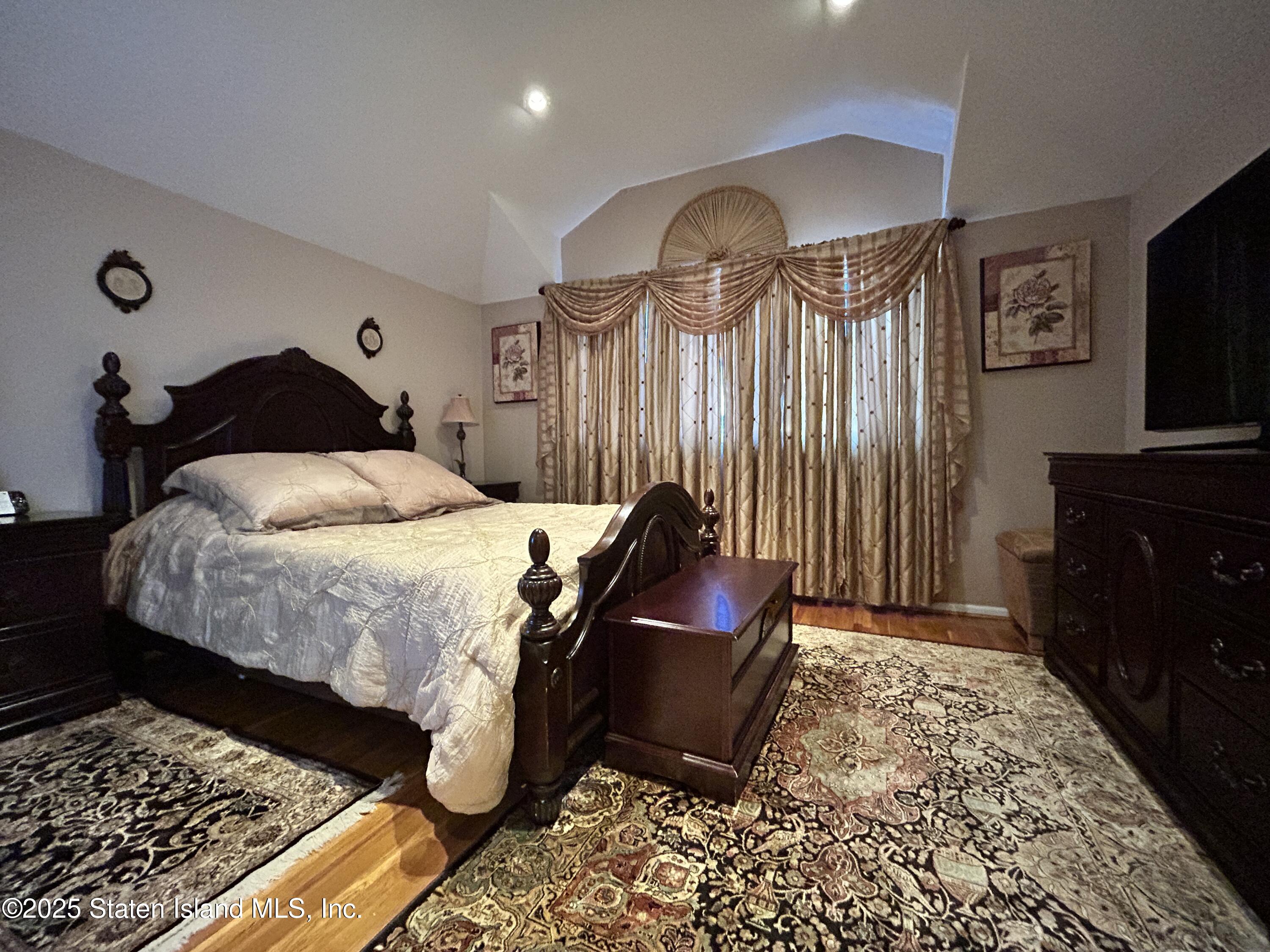 25 Pearsall Street, Staten Island, New York image 11