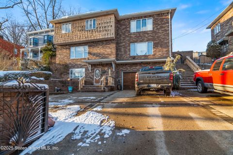Photo of 1281 Richmond Road, Staten Island, NY 10304 (MLS # 2500457)