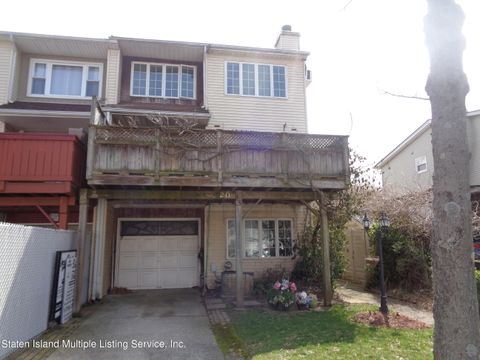 Photo of 20 Ladd Avenue, Staten Island, NY 10312 (MLS # 1162999)