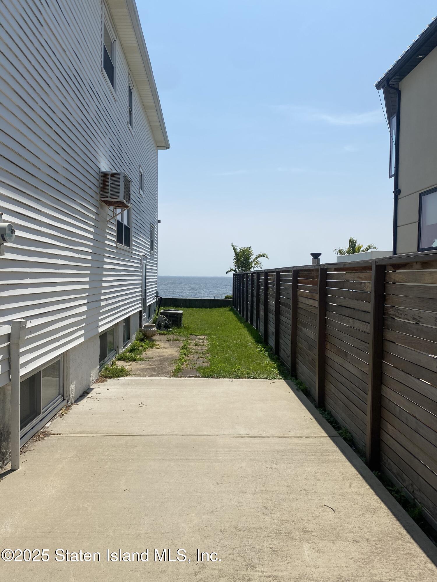 533 Tennyson Drive, Staten Island, New York image 4