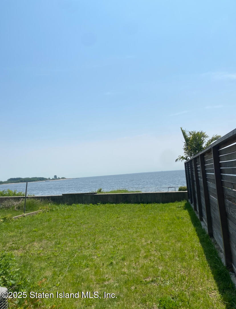 533 Tennyson Drive, Staten Island, New York image 7