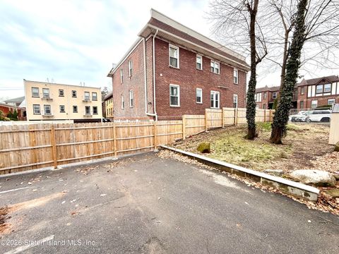 Photo of 145 Norma Place, Staten Island, NY 10301 (MLS # 2601347)