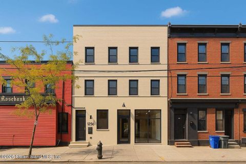 Photo of 1256 Bay Street #1, Staten Island, NY 10305 (MLS # 2600270)