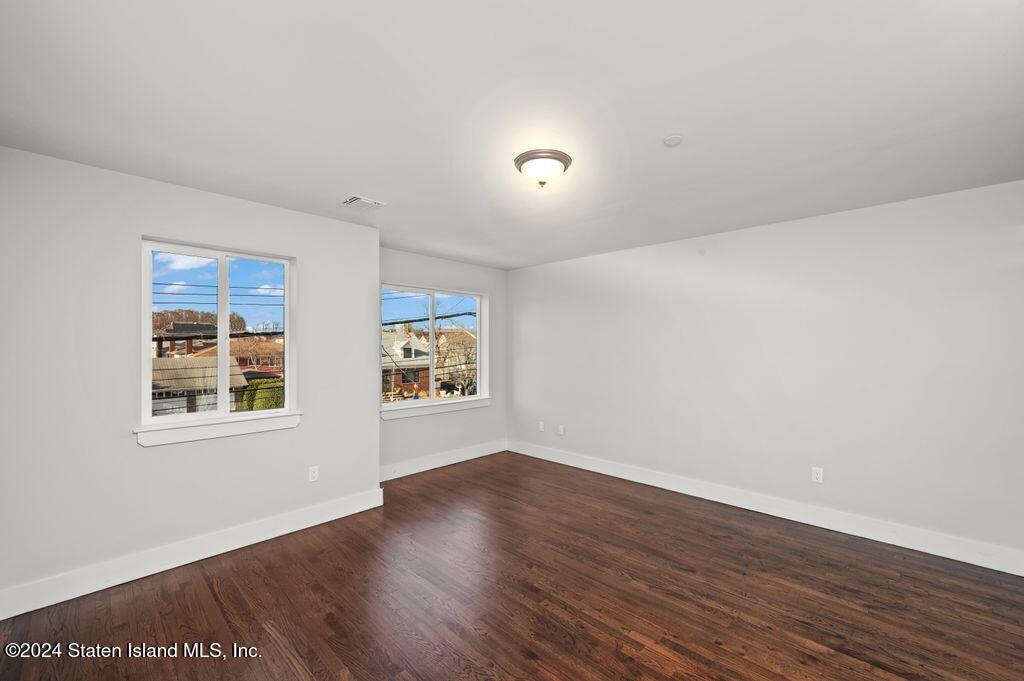 196 Wild Avenue, Staten Island, New York image 11