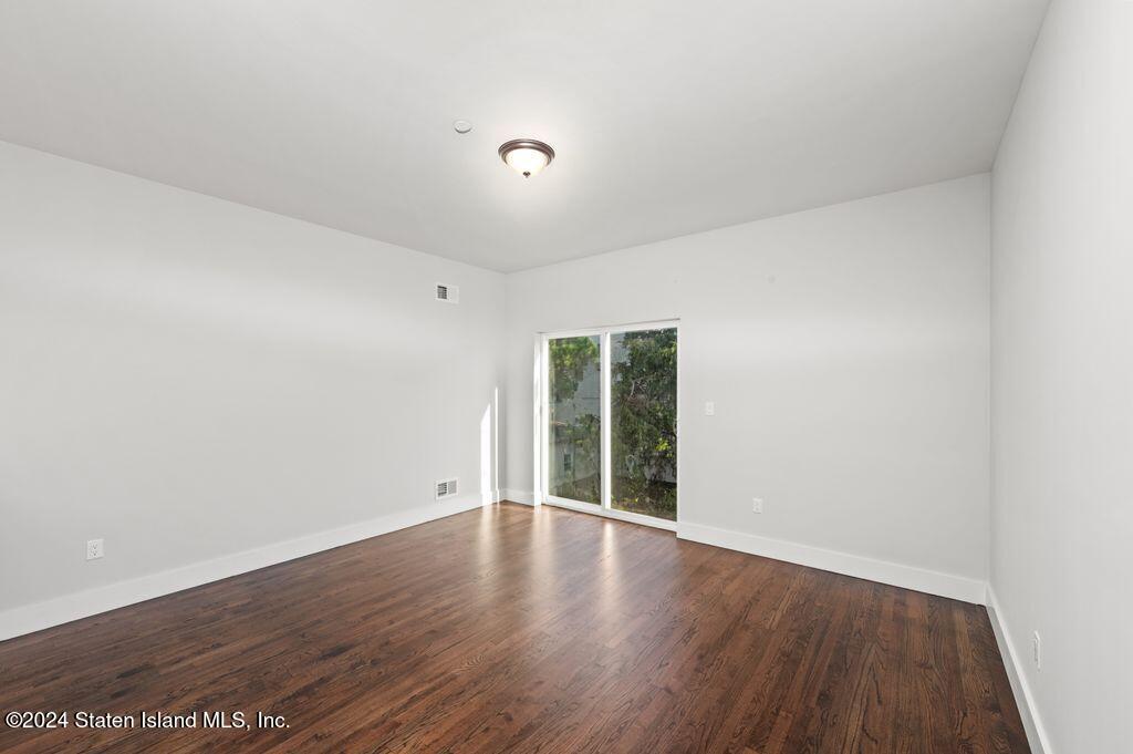 196 Wild Avenue, Staten Island, New York image 10