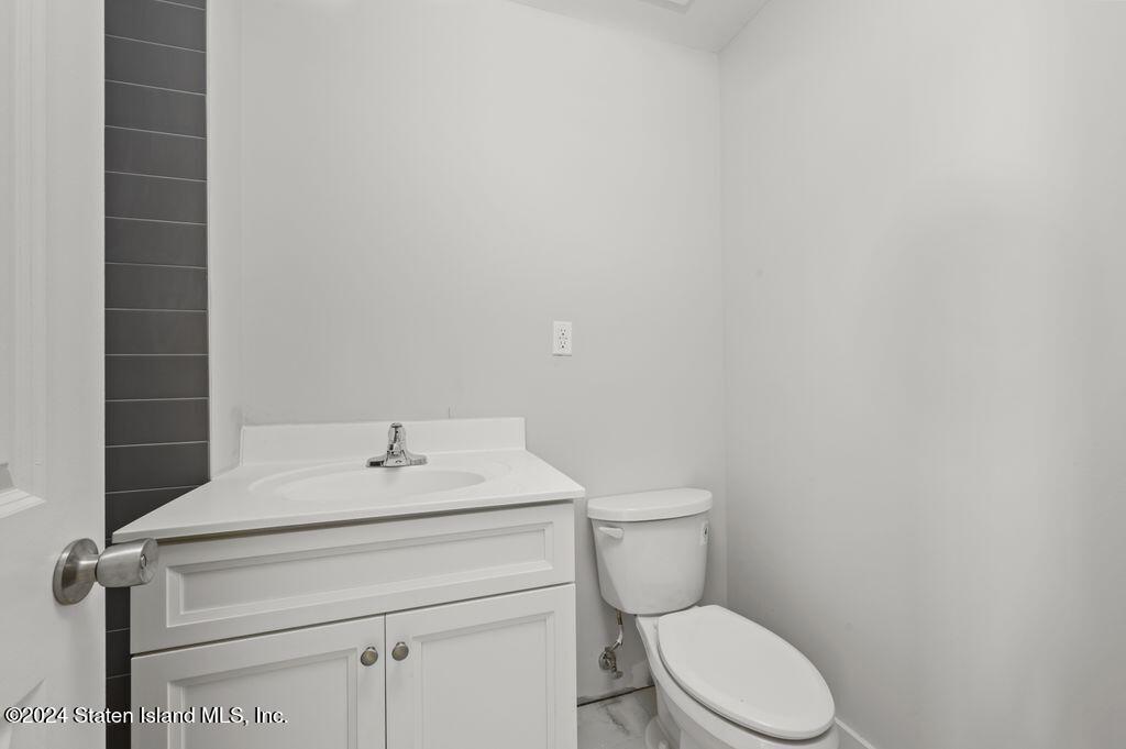 196 Wild Avenue, Staten Island, New York image 19