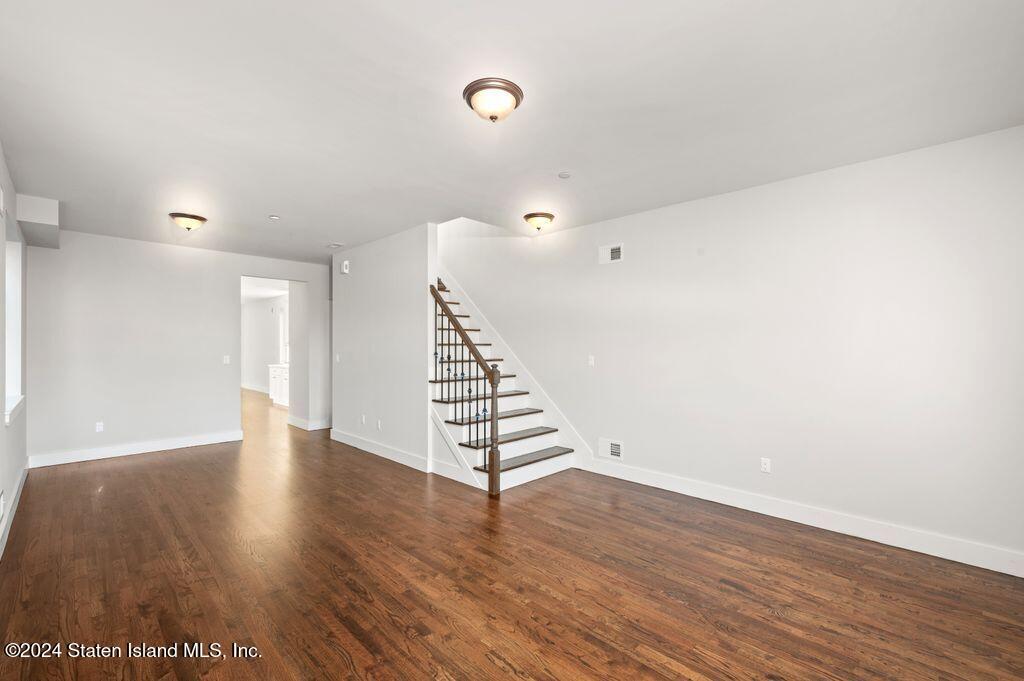 196 Wild Avenue, Staten Island, New York image 3