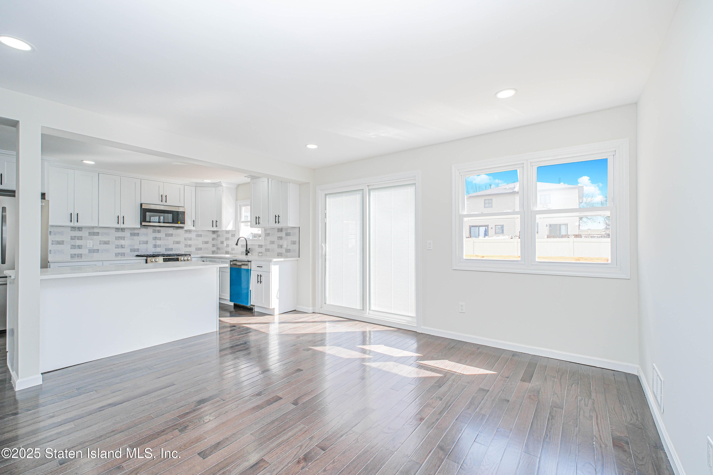 135 Mc Arthur Avenue, Staten Island, New York image 21