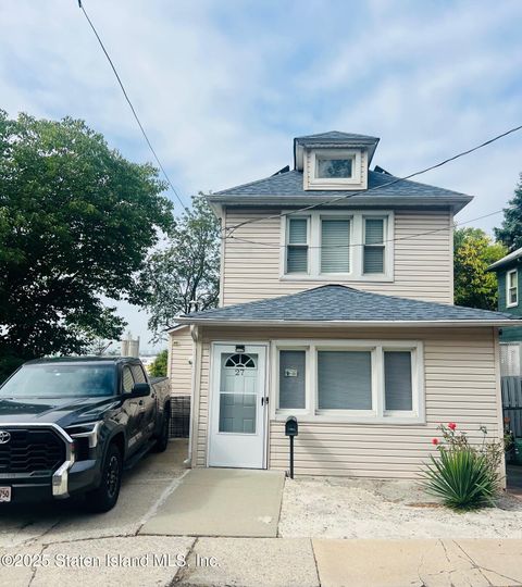 Photo of 27 Eadie Place, Staten Island, NY 10301 (MLS # 2505605)