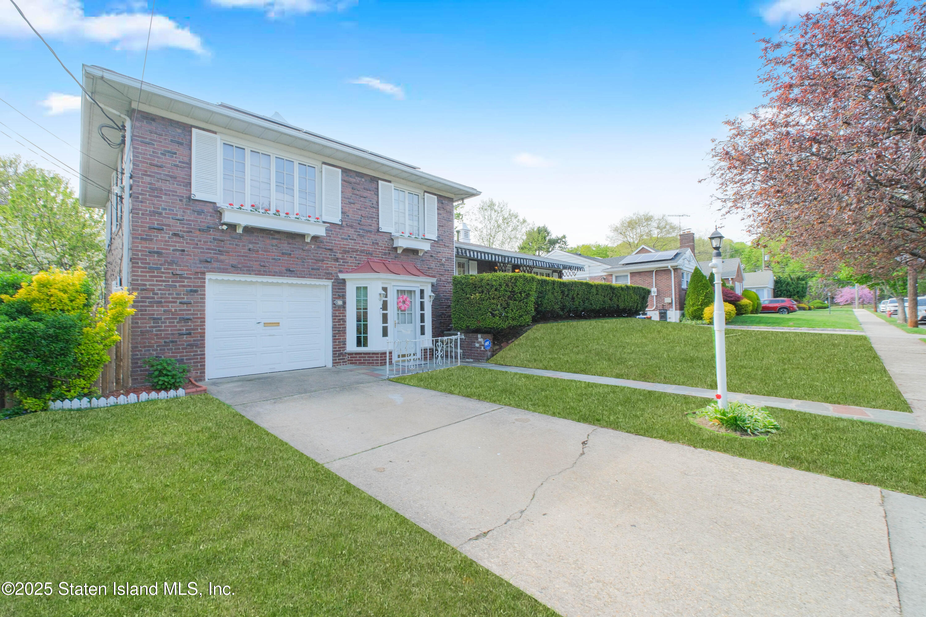 28 Devon Place, Staten Island, New York image 1