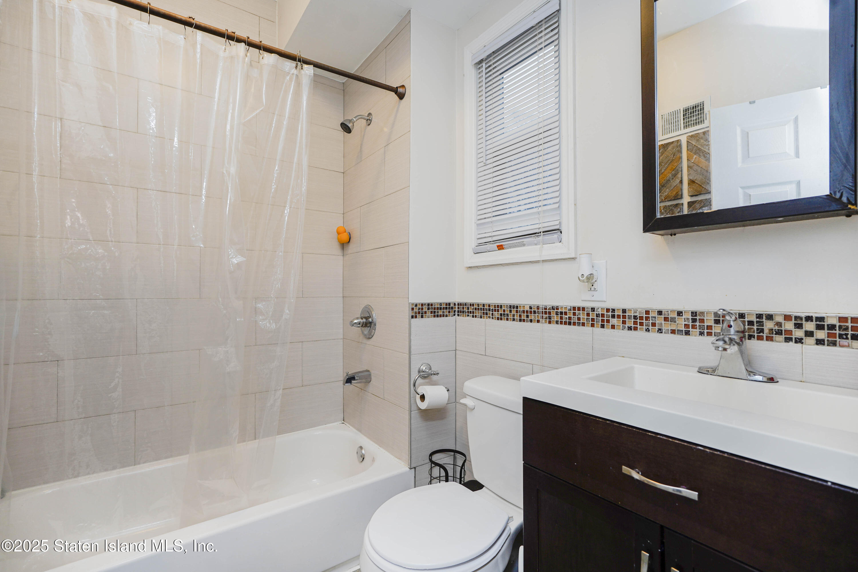 20 Van Tuyl Street, Staten Island, New York image 27