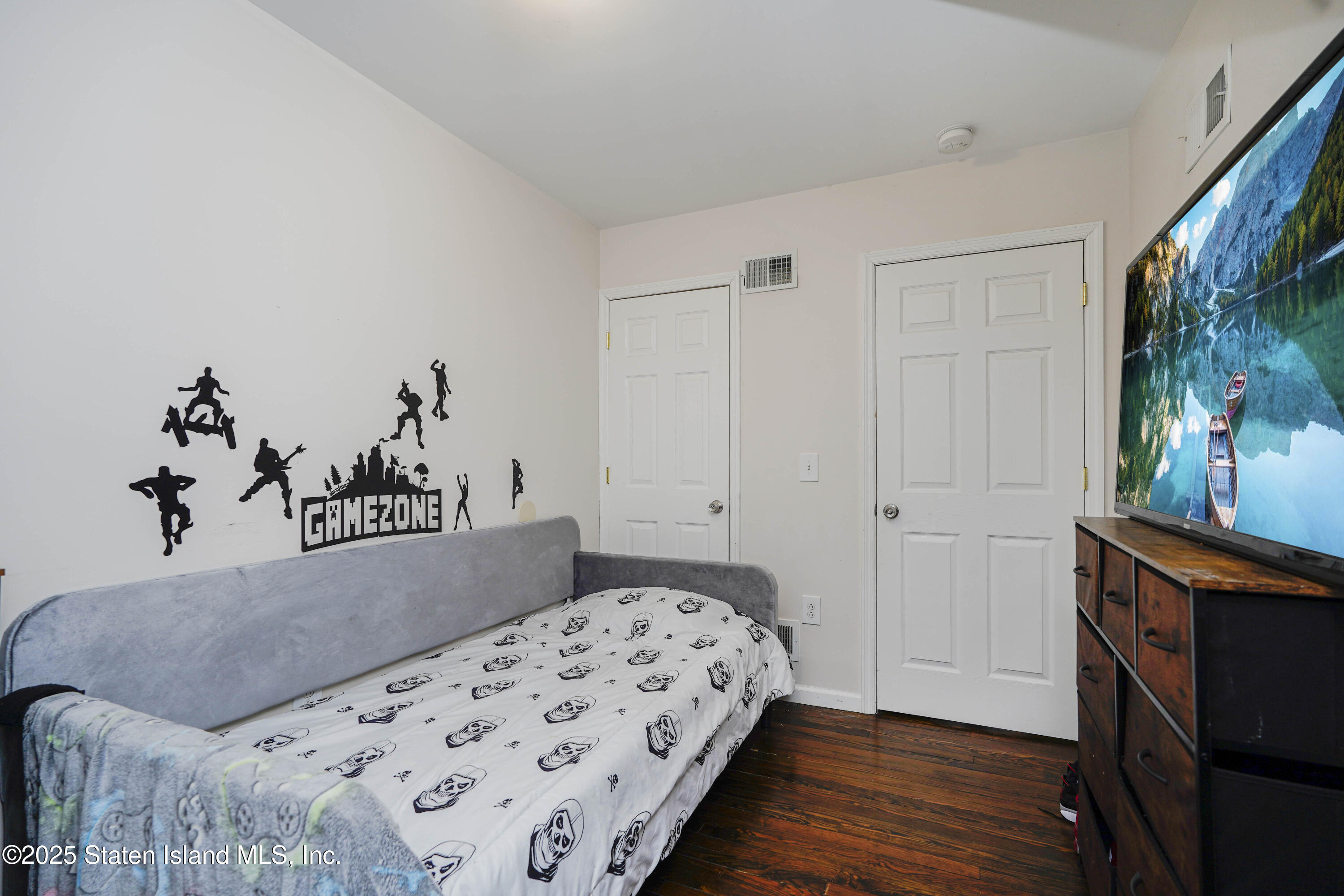 20 Van Tuyl Street, Staten Island, New York image 19