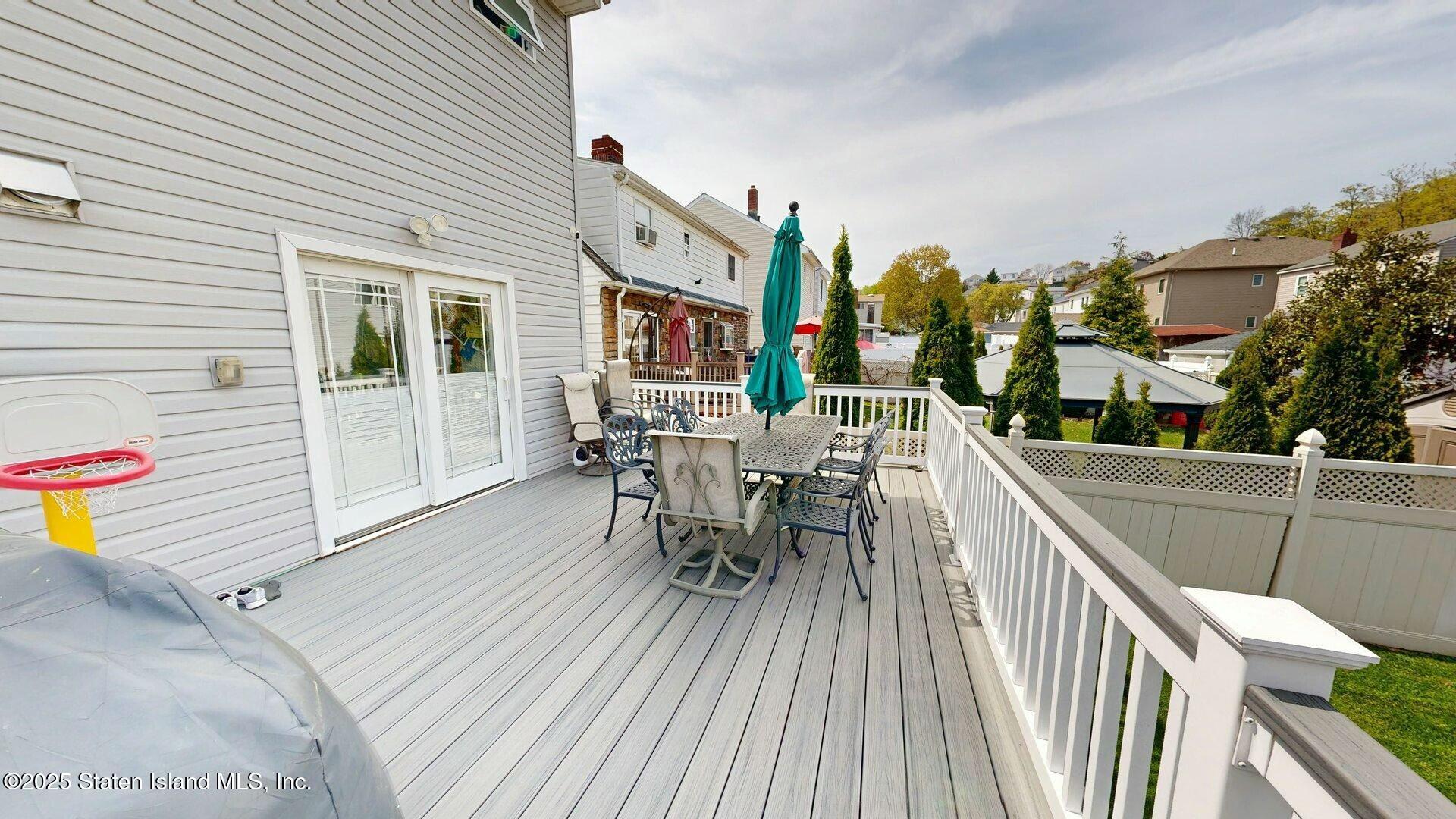 53 Raritan Ave Ave, Staten Island, New York image 46