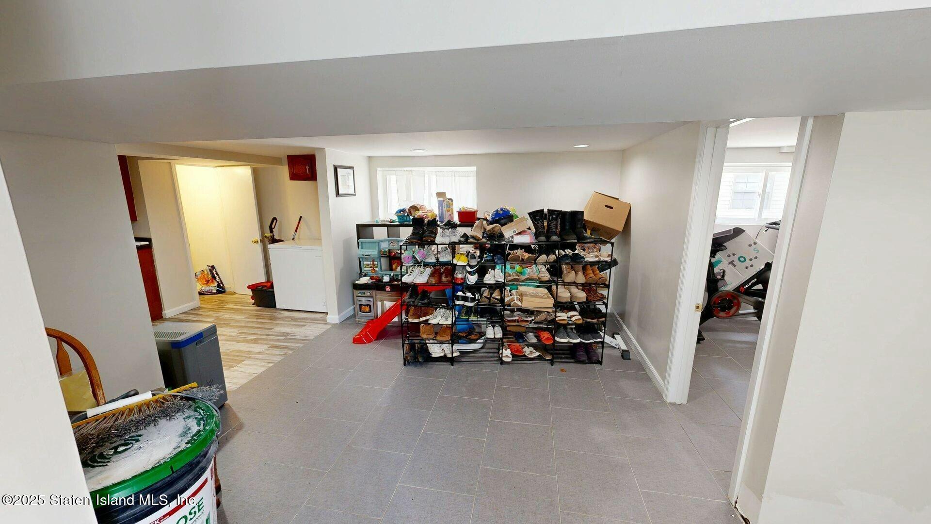 53 Raritan Ave Ave, Staten Island, New York image 35