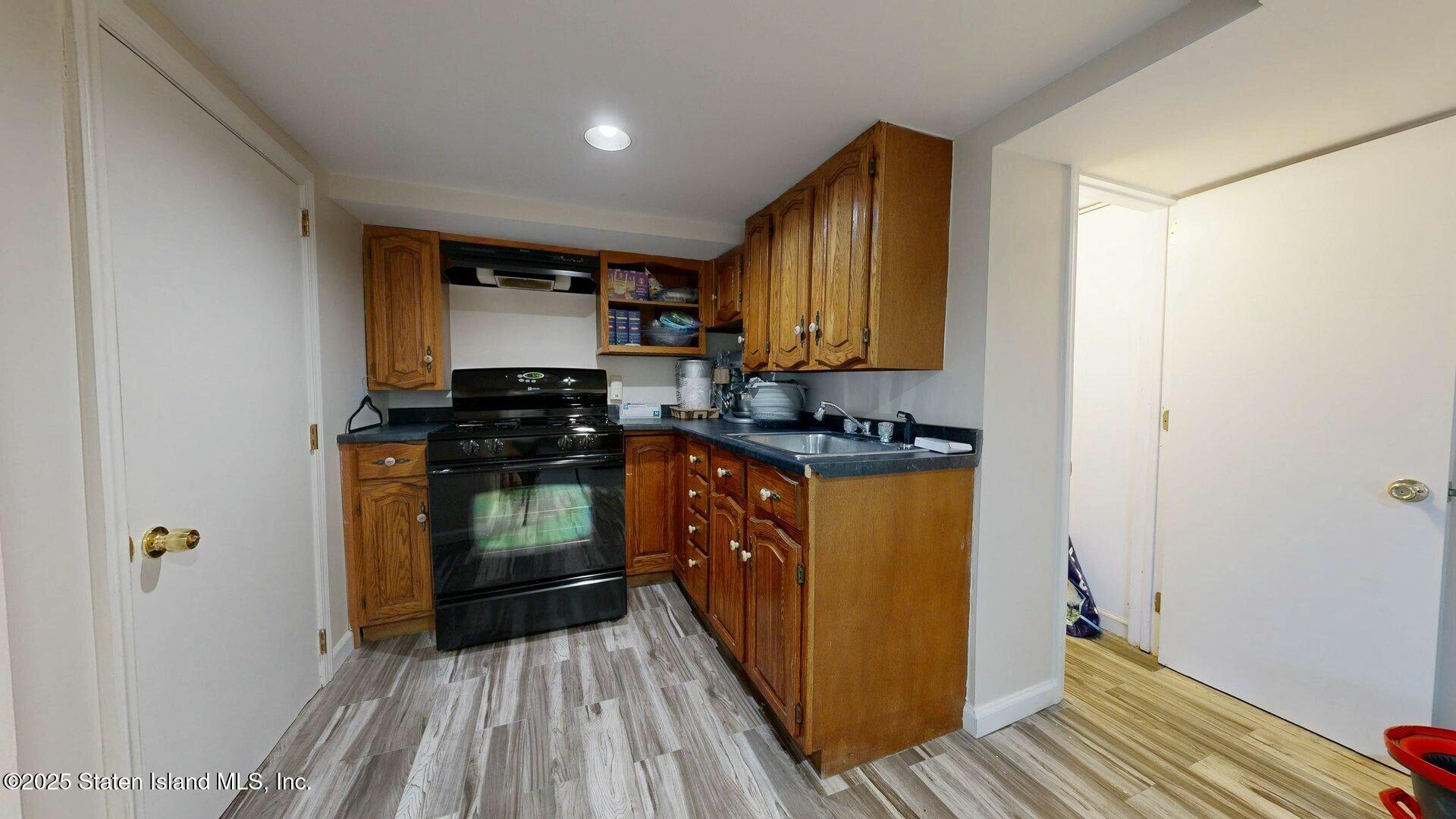 53 Raritan Ave Ave, Staten Island, New York image 39