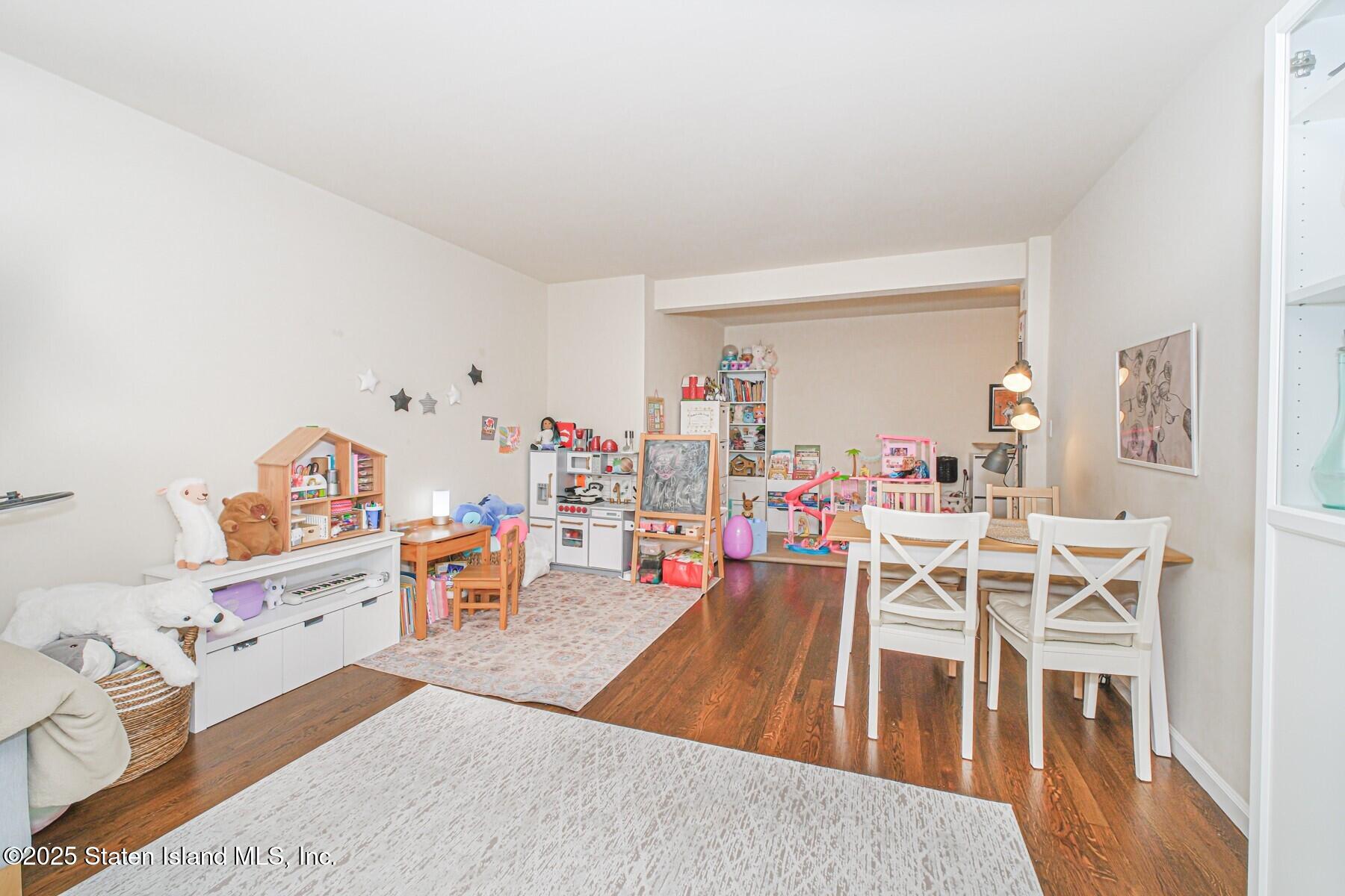 100 Colfax Avenue #4 B, Staten Island, New York image 9
