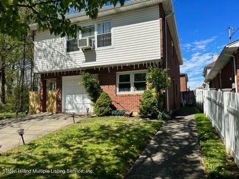 Photo of 291 Stafford Avenue, Staten Island, NY 10312 (MLS # 1161279)