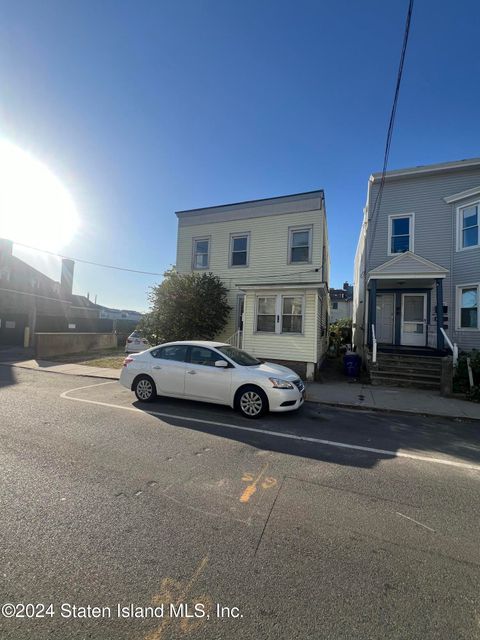 Photo of 74 Swan Street, Staten Island, NY 10301 (MLS # 2406428)
