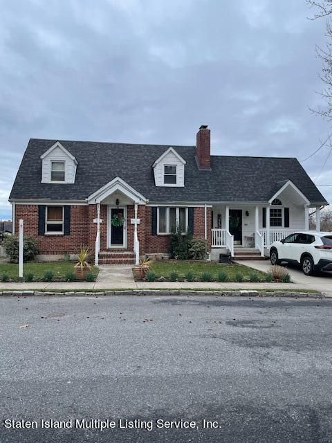 Photo of 125 Meadow Avenue, Staten Island, NY 10304 (MLS # 2401198)