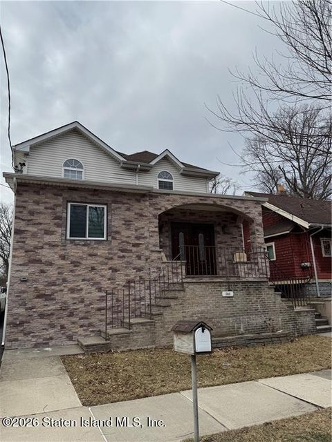 Photo of 386 Page Avenue, Staten Island, NY 10307 (MLS # 2600627)