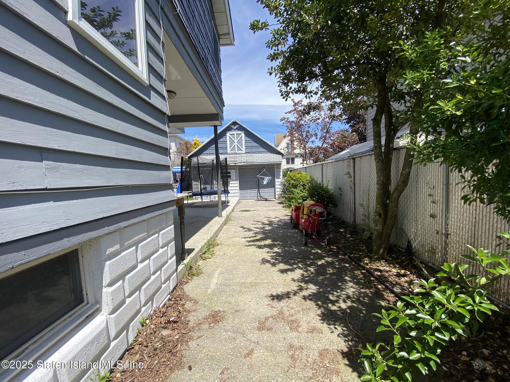 79 Jeannette Avenue, Staten Island, New York image 15