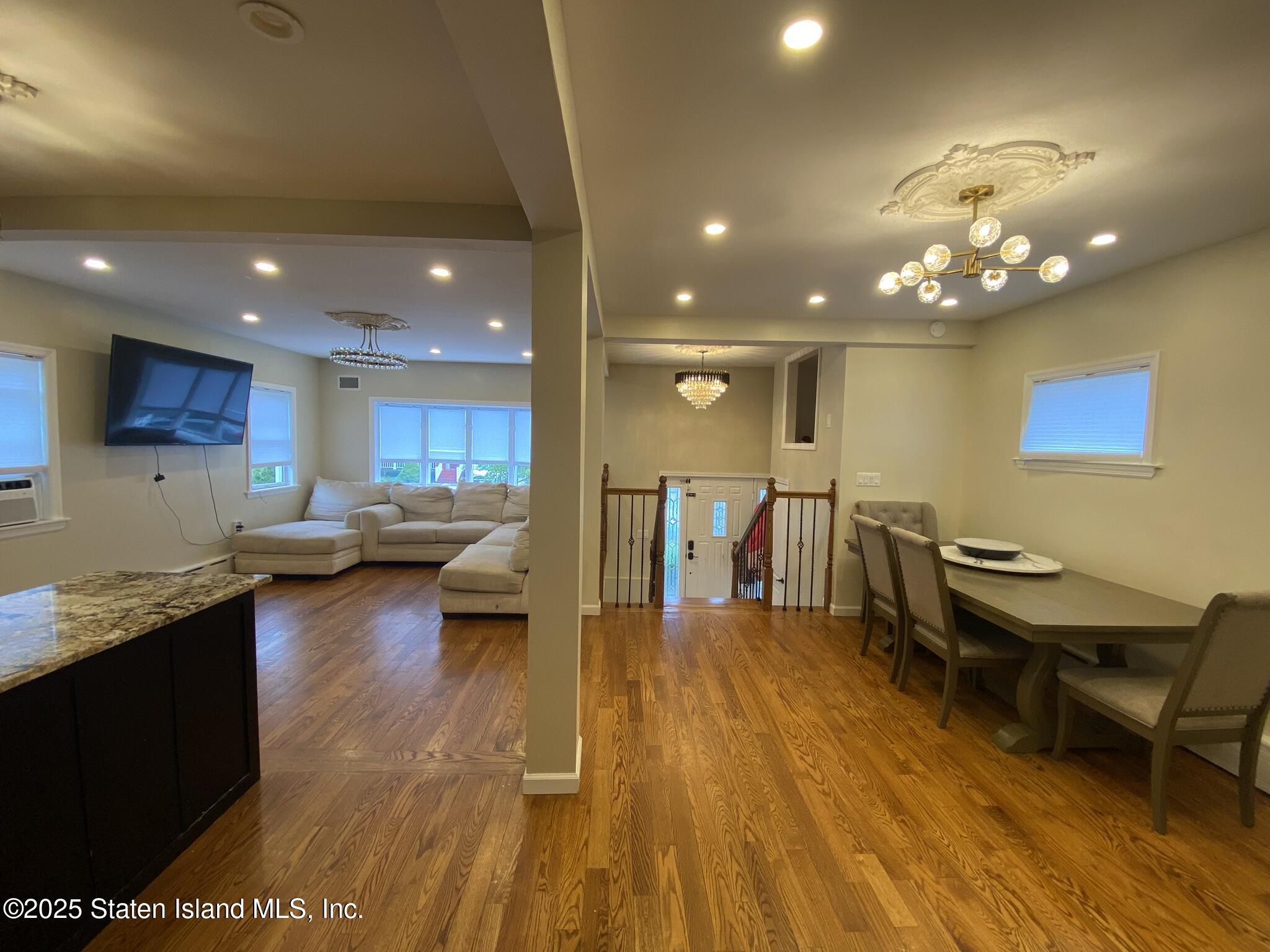 79 Jeannette Avenue, Staten Island, New York image 10