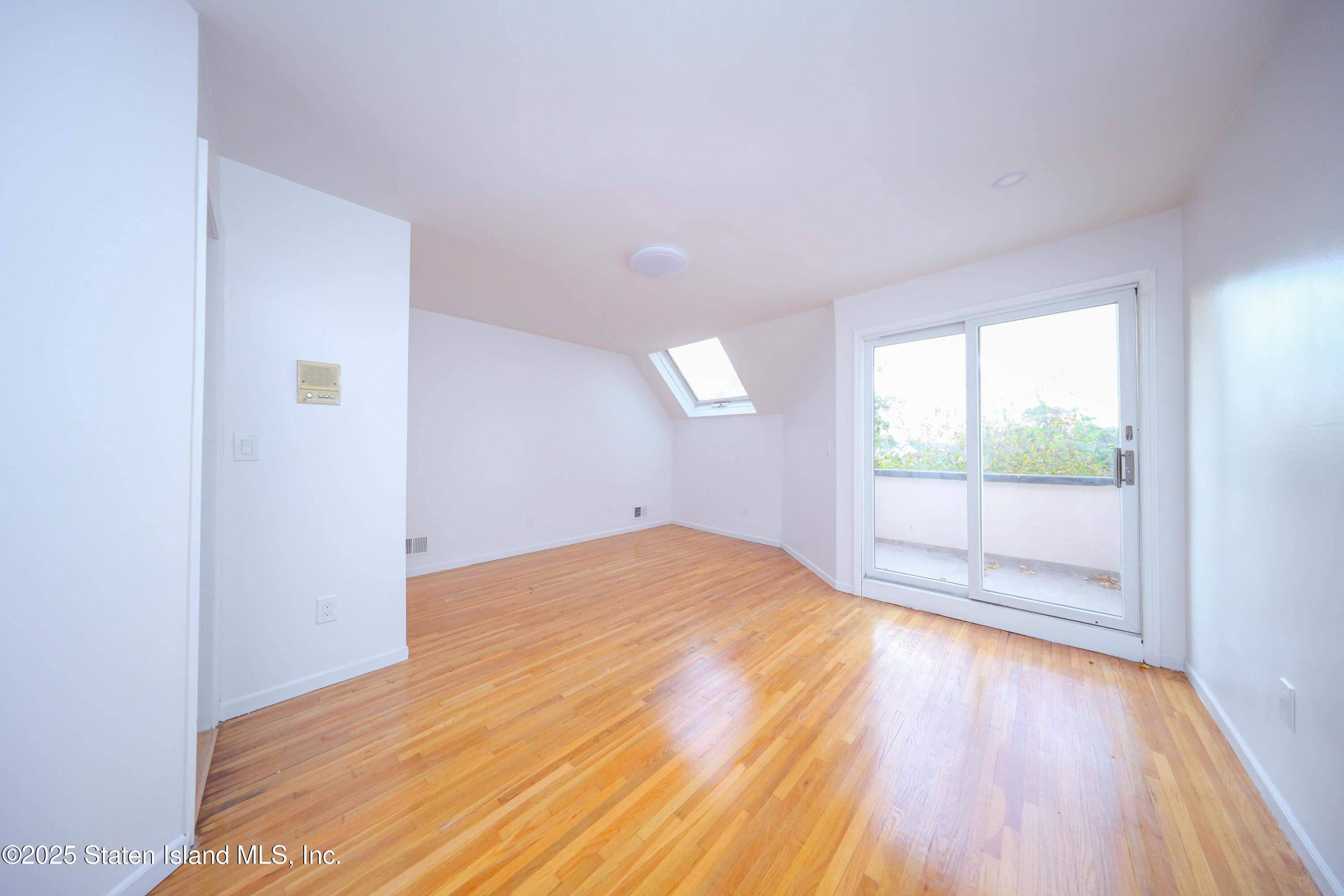 41 Chester Place, Staten Island, New York image 32