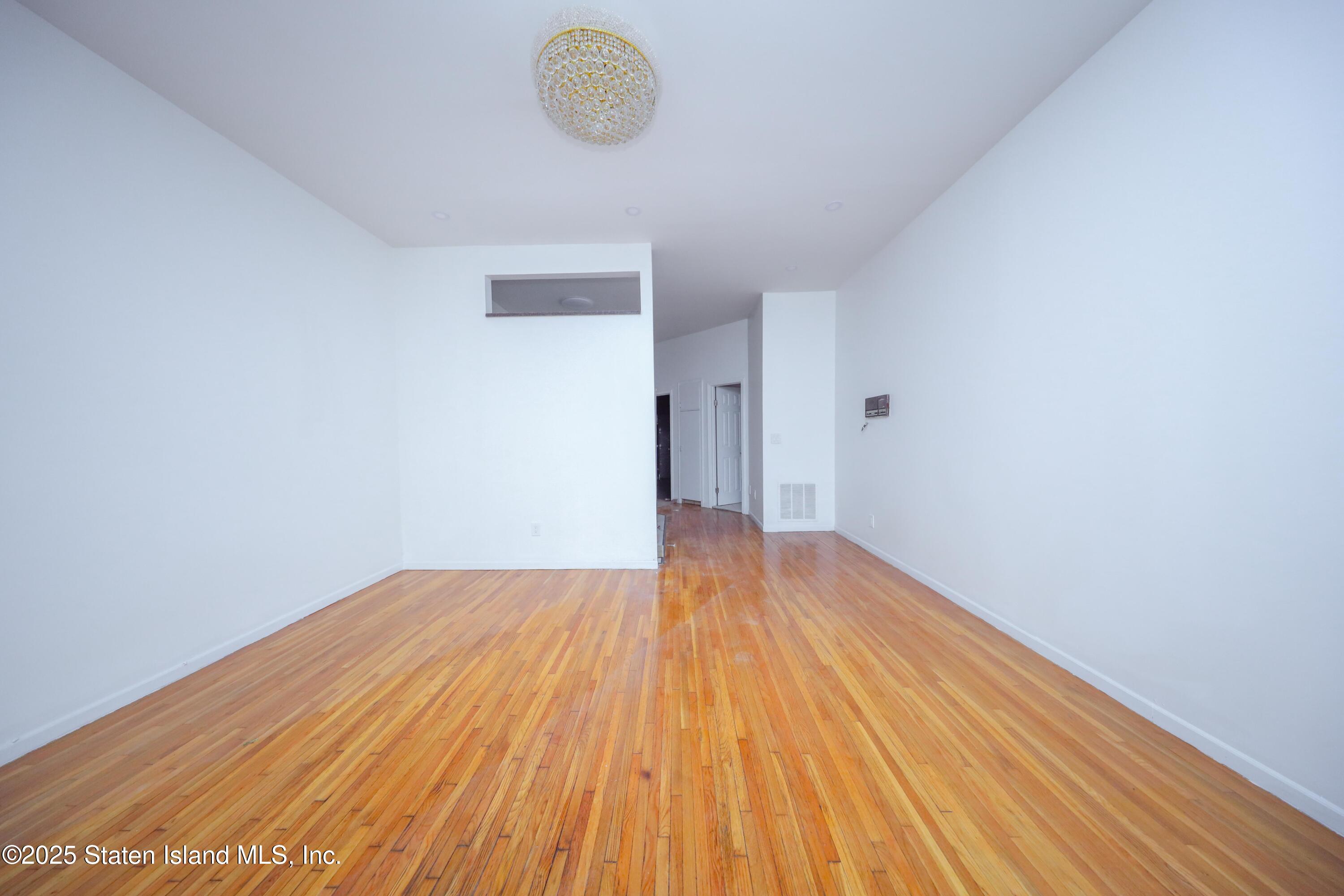 41 Chester Place, Staten Island, New York image 21