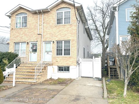 Photo of 521 Midland Avenue, Staten Island, NY 10306 (MLS # 2400006)