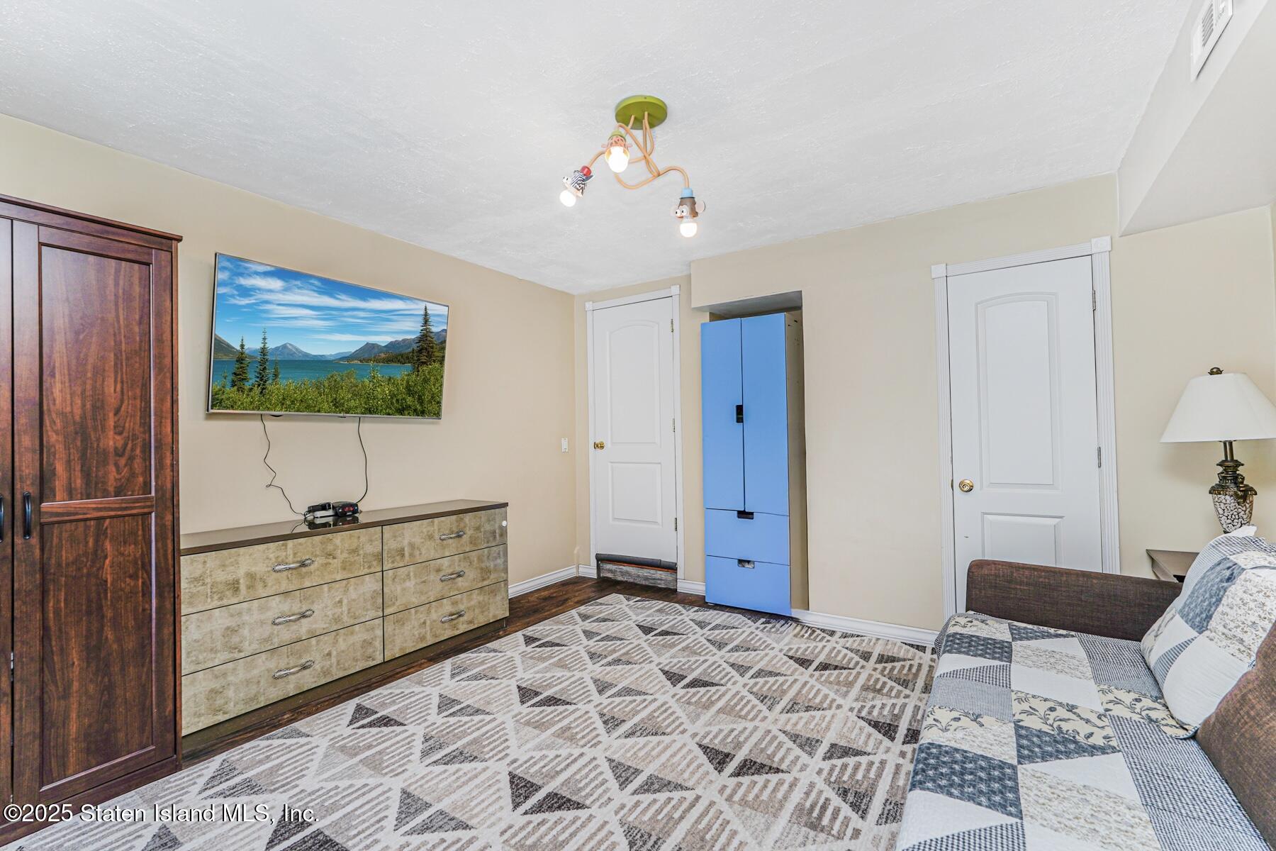 48 Robinson Avenue, Staten Island, New York image 22