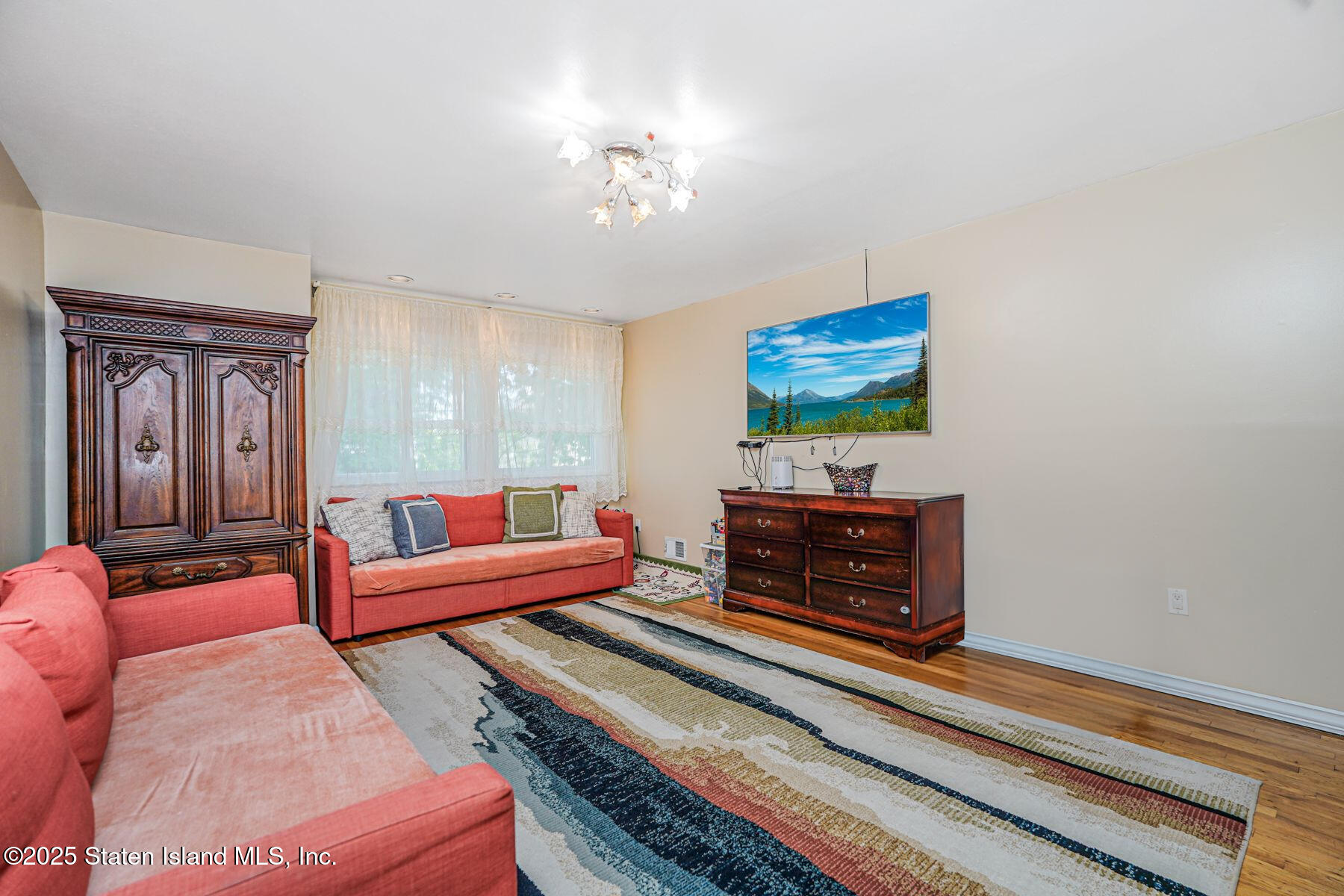 48 Robinson Avenue, Staten Island, New York image 7