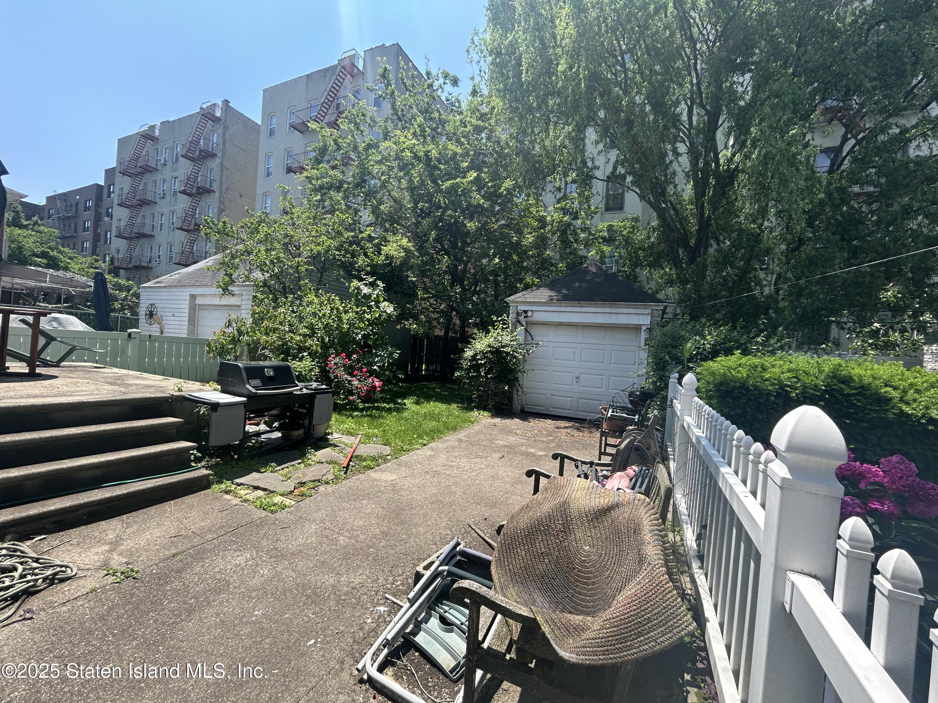 2390 E 21 Street, Brooklyn, New York image 23