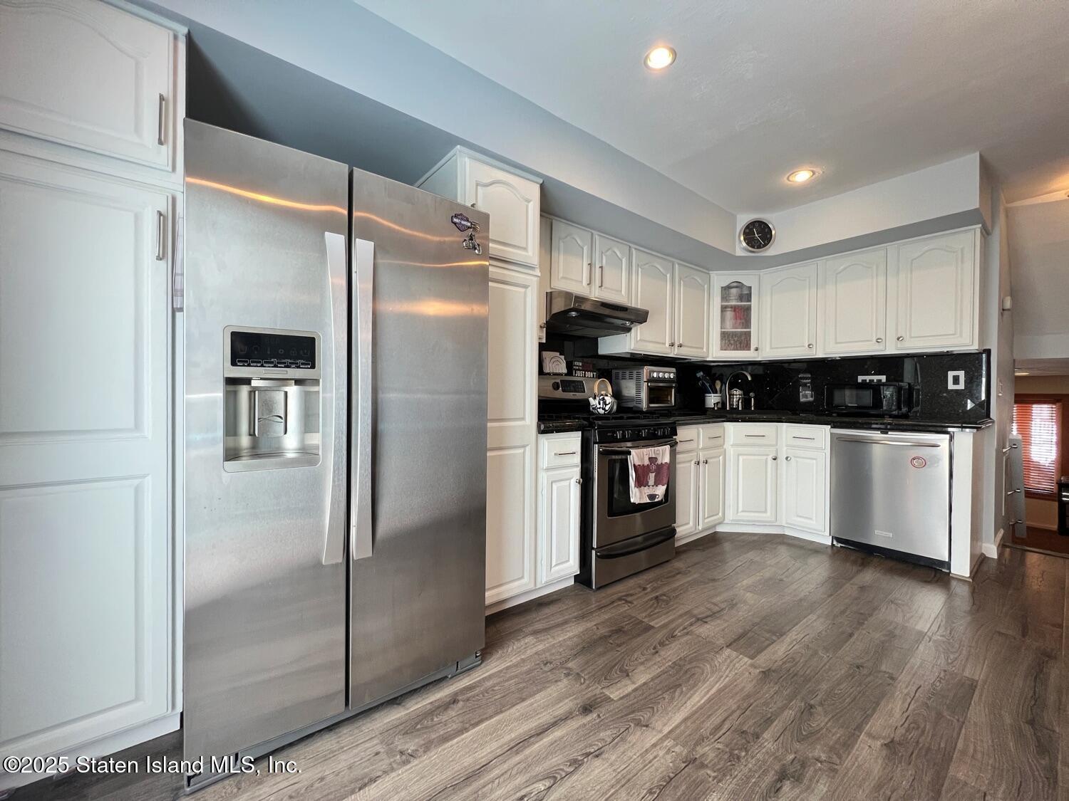 128 Milton Avenue, Staten Island, New York image 8