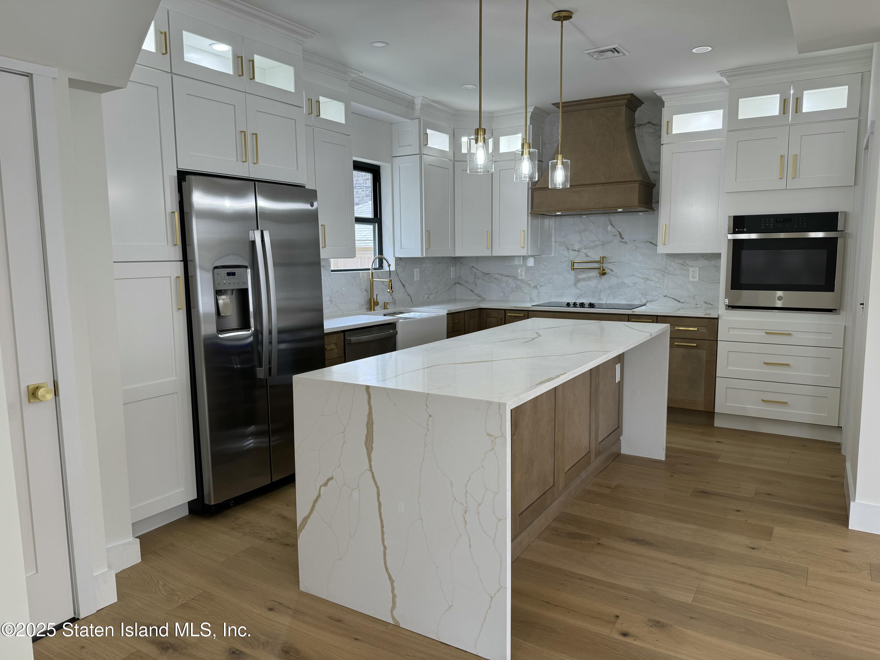 200 Potter Ave Ave, Staten Island, New York image 6