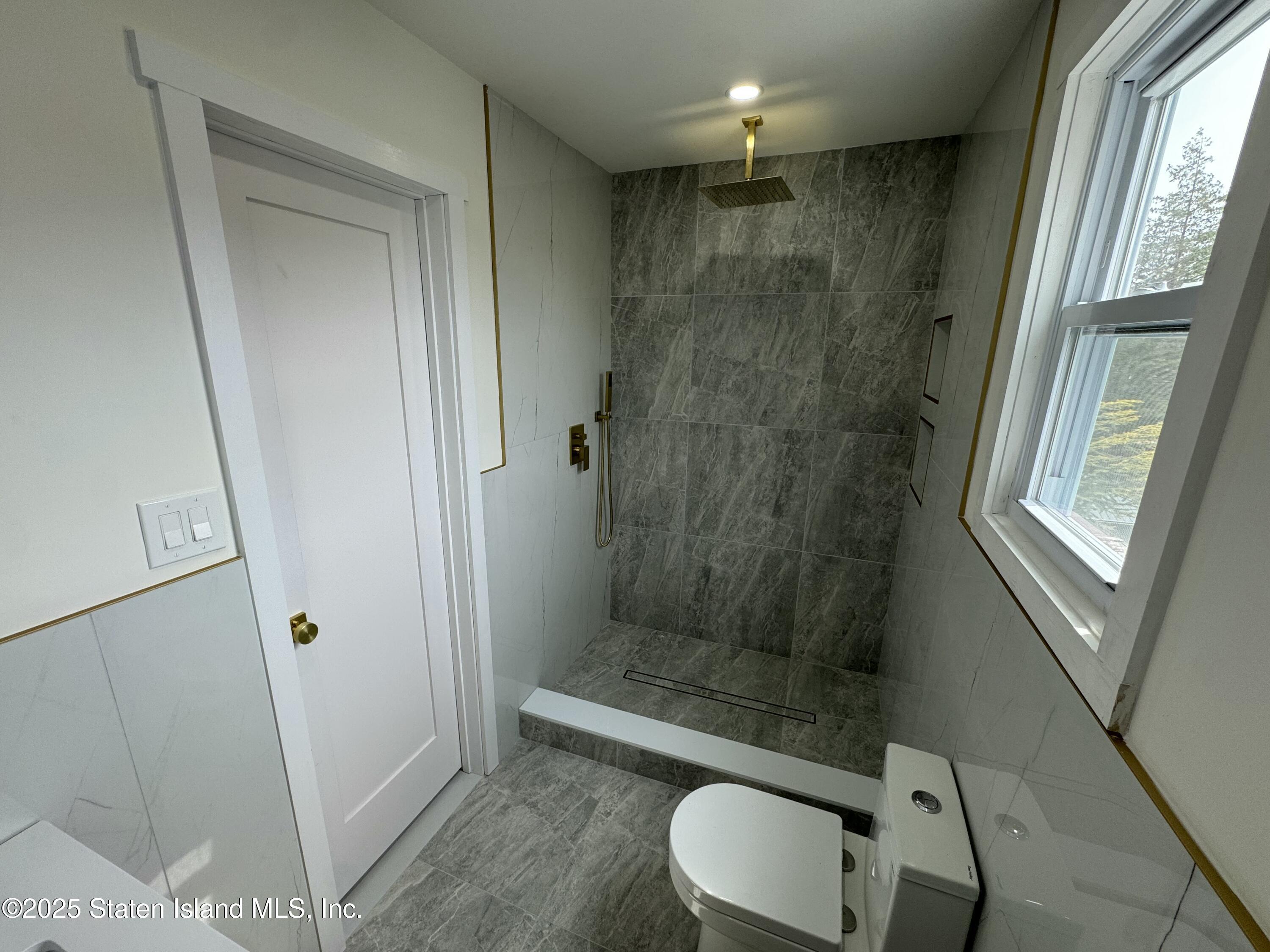 200 Potter Ave Ave, Staten Island, New York image 22