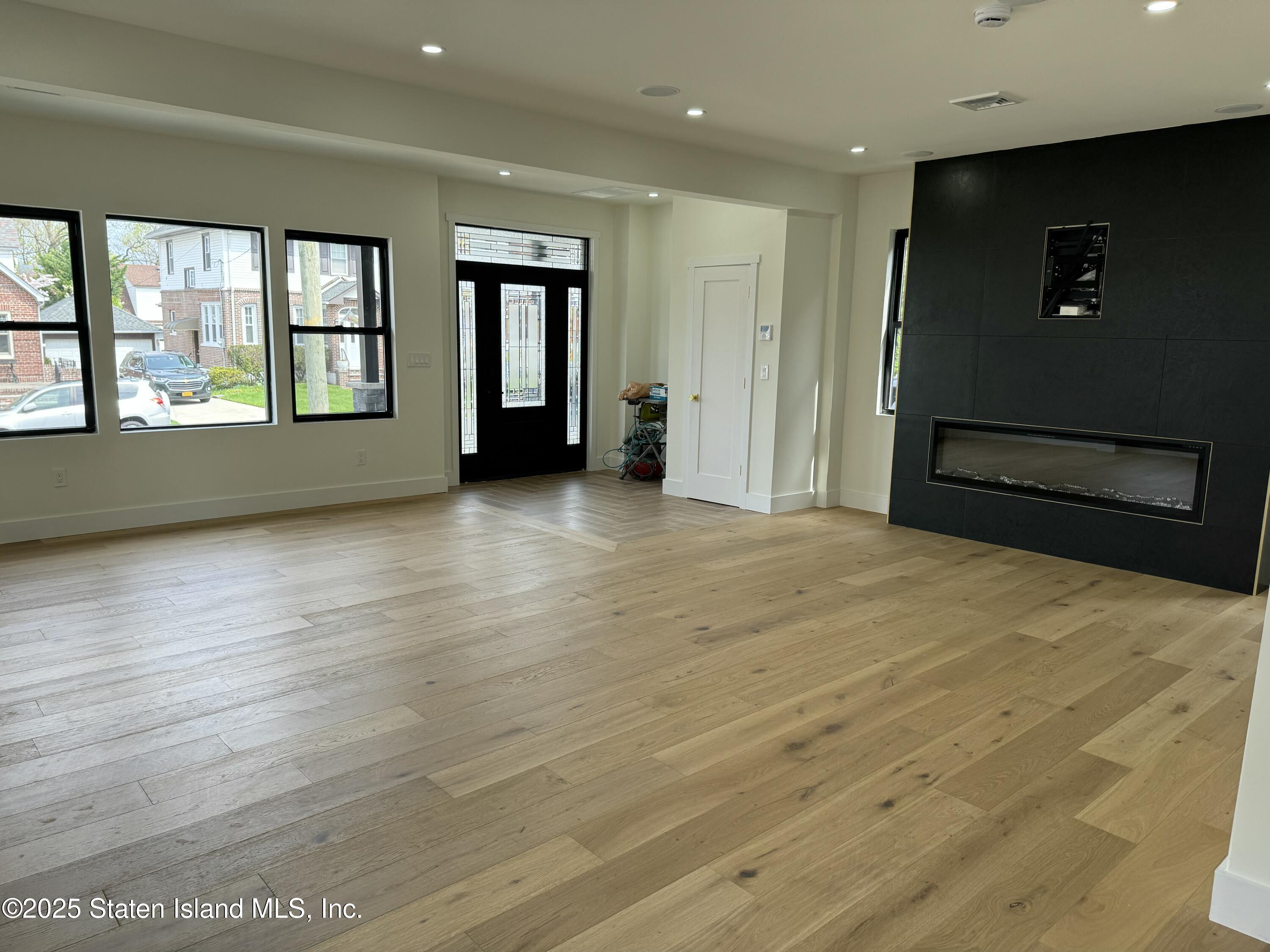 200 Potter Ave Ave, Staten Island, New York image 4