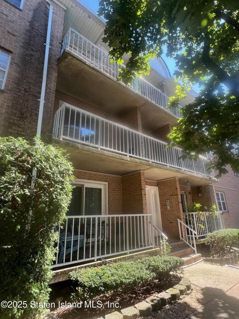 Photo of 85 Elmwood Park Drive #2, Staten Island, NY 10313 (MLS # 2504957)