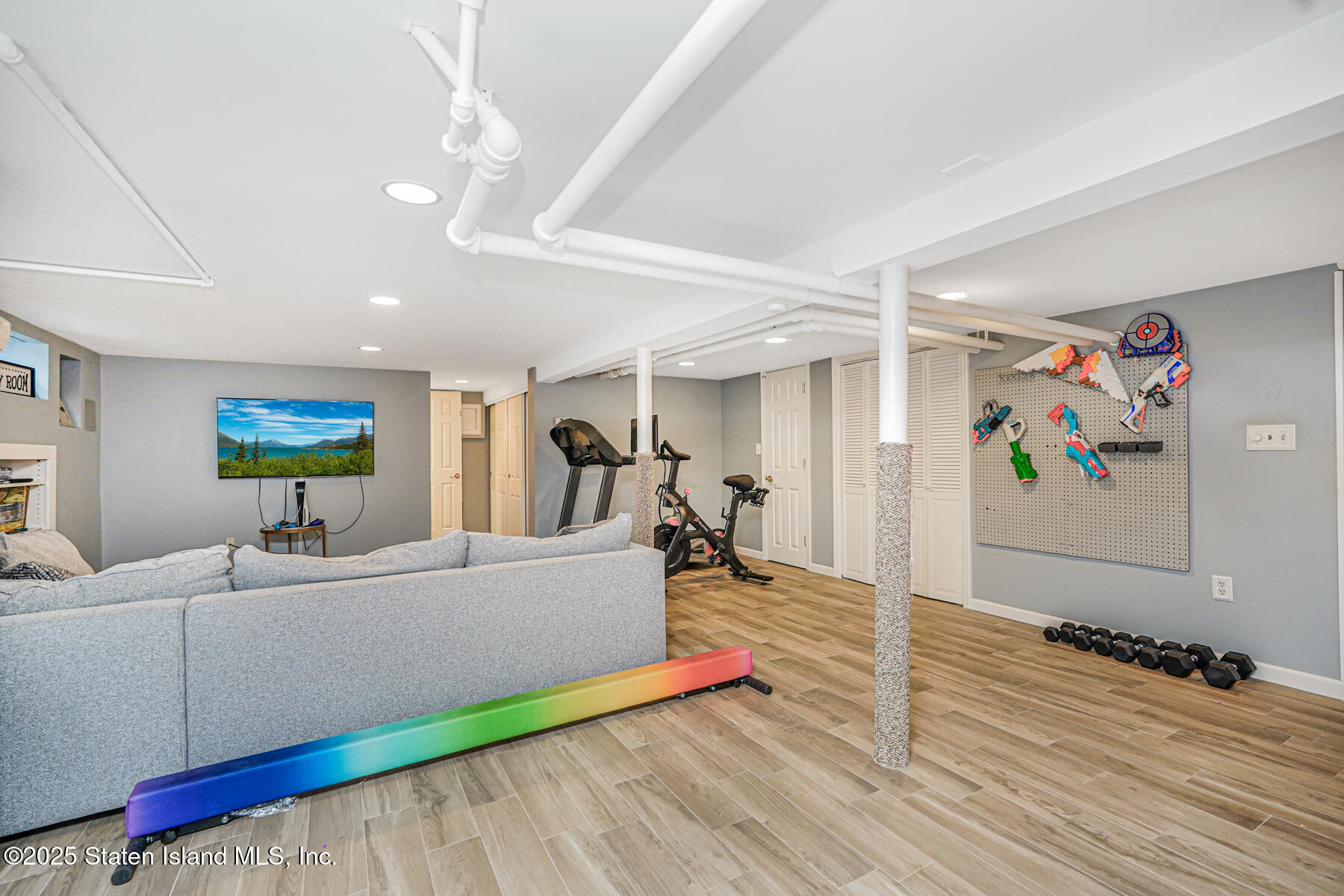 171 Keiber Court, Staten Island, New York image 32