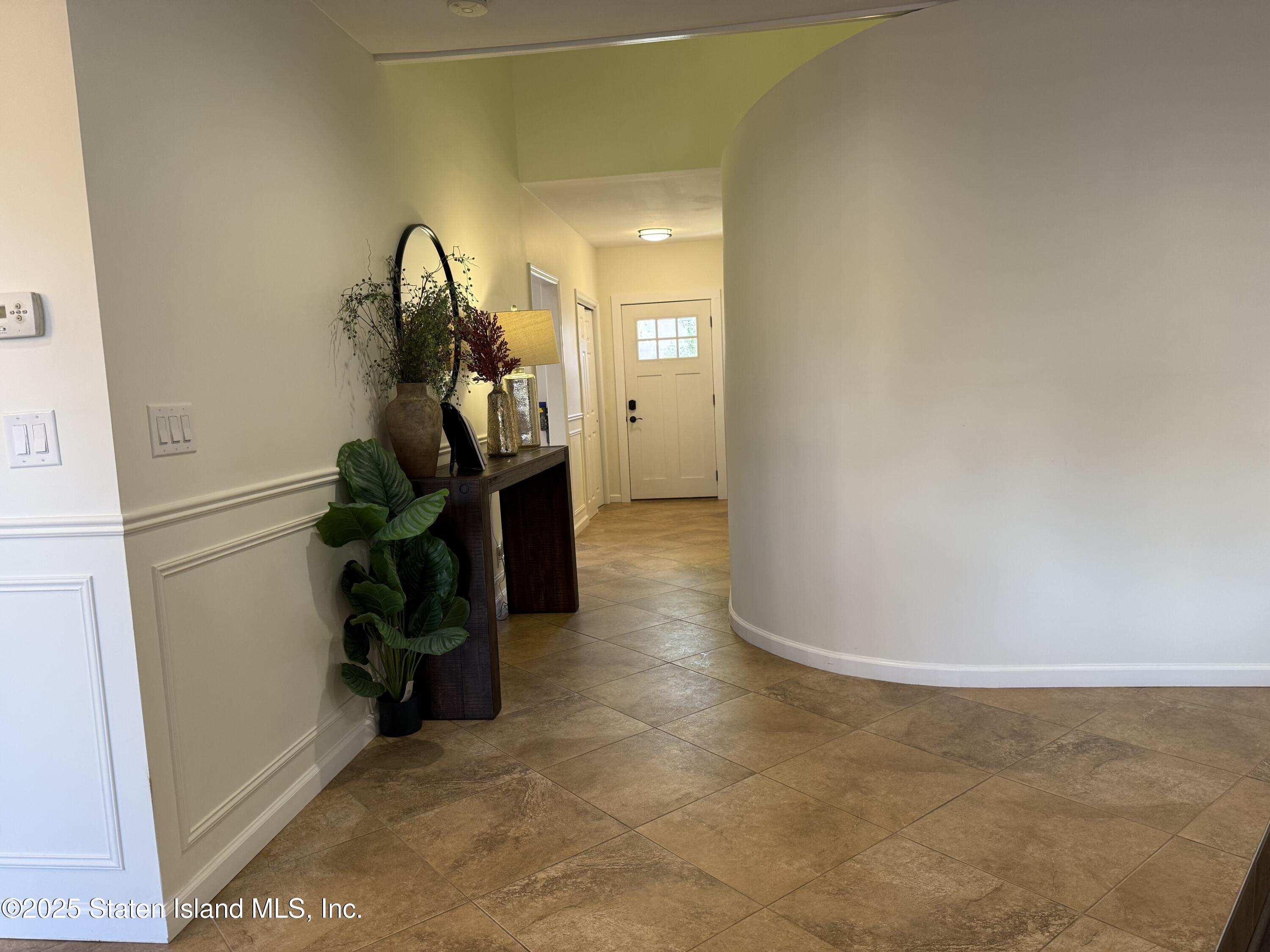 23 Harbour Court, Staten Island, New York image 6