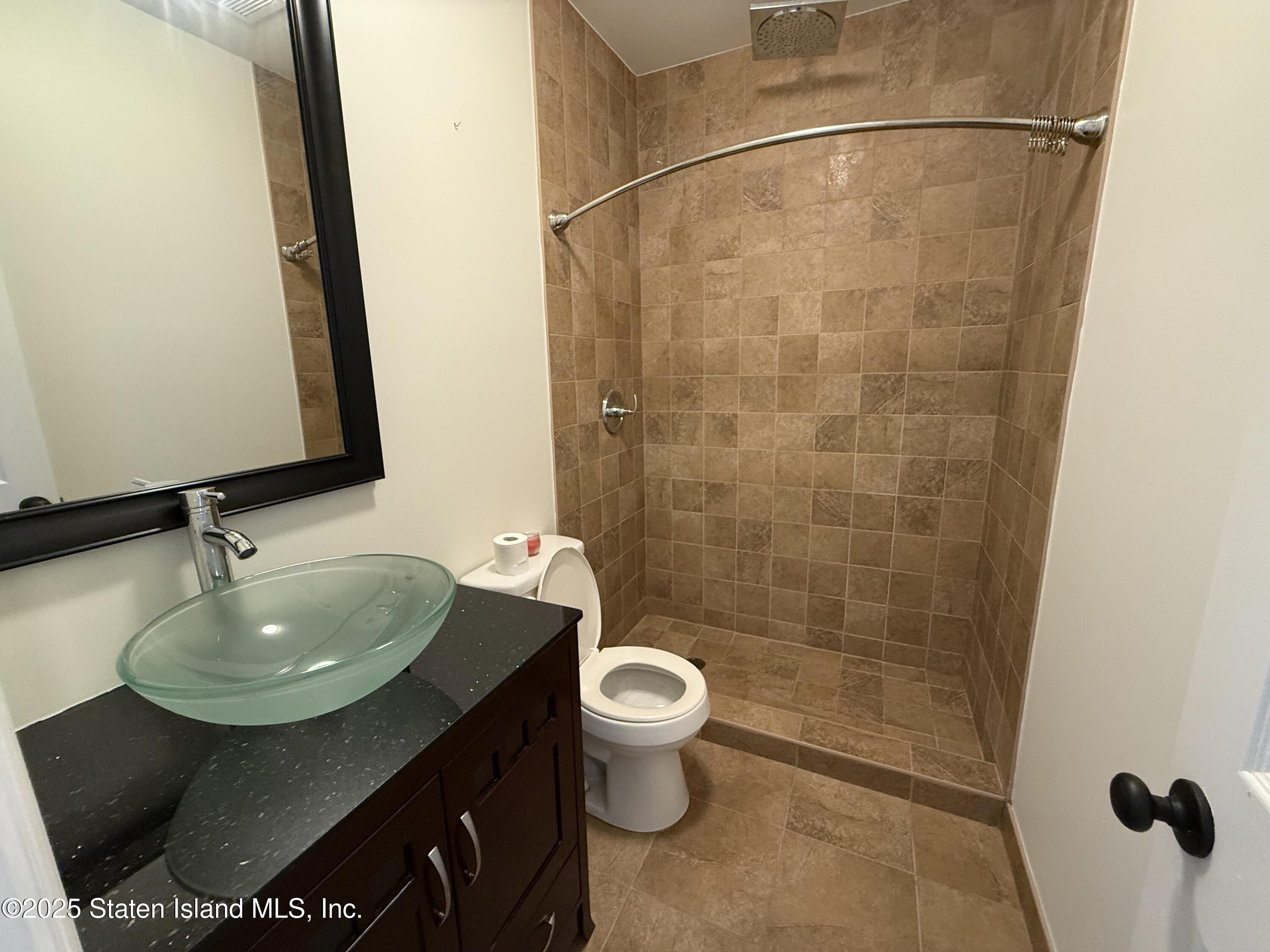23 Harbour Court, Staten Island, New York image 15