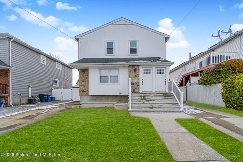 Photo of 126 Annadale Road, Staten Island, NY 10312 (MLS # 2601111)