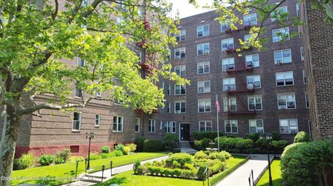 Photo of 6801 Shore Road #2f, Brooklyn, NY 11220 (MLS # 1162023)