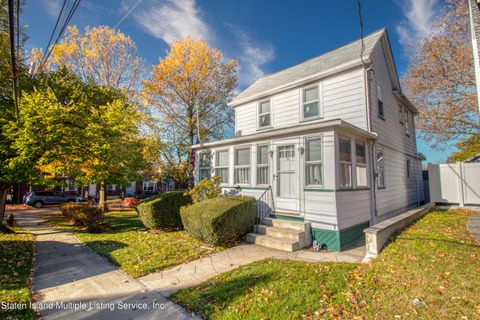 Photo of 71 Alpine Avenue, Staten Island, NY 10301 (MLS # 1165395)