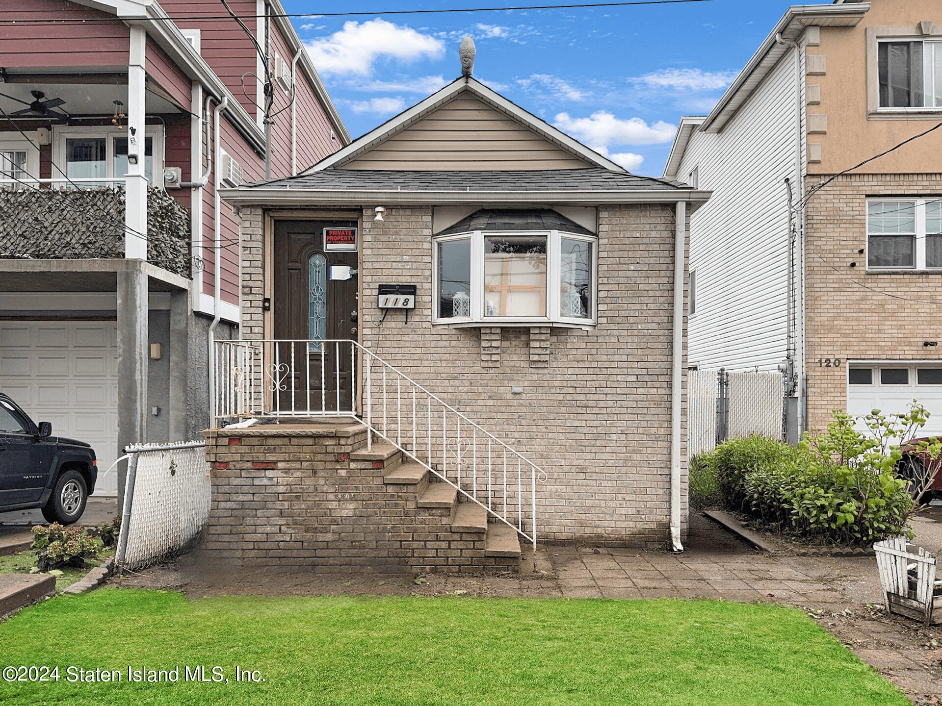 118 Baden Place, Staten Island, New York image 2