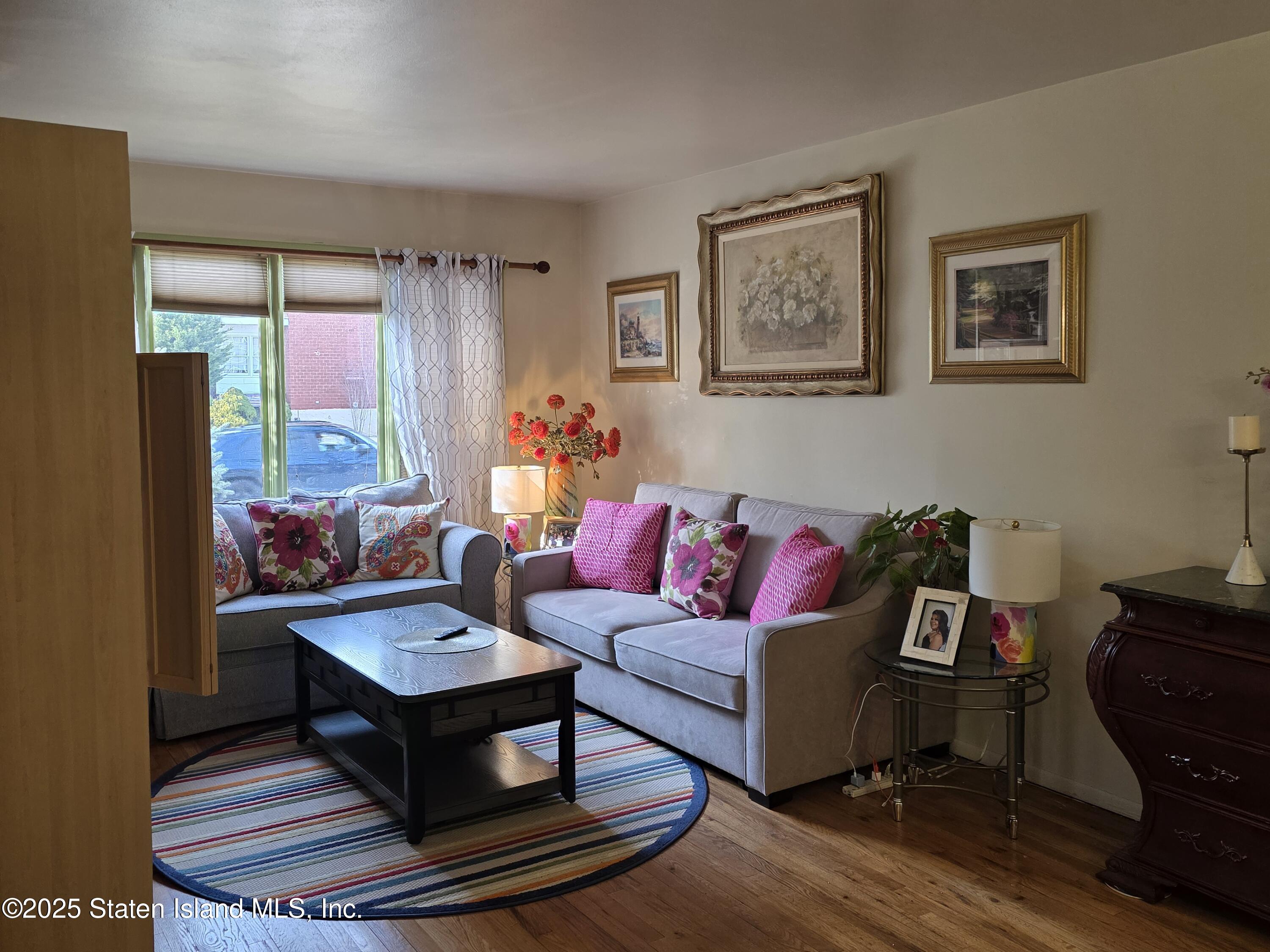 1956 N North Railroad Avenue, Staten Island, New York image 3