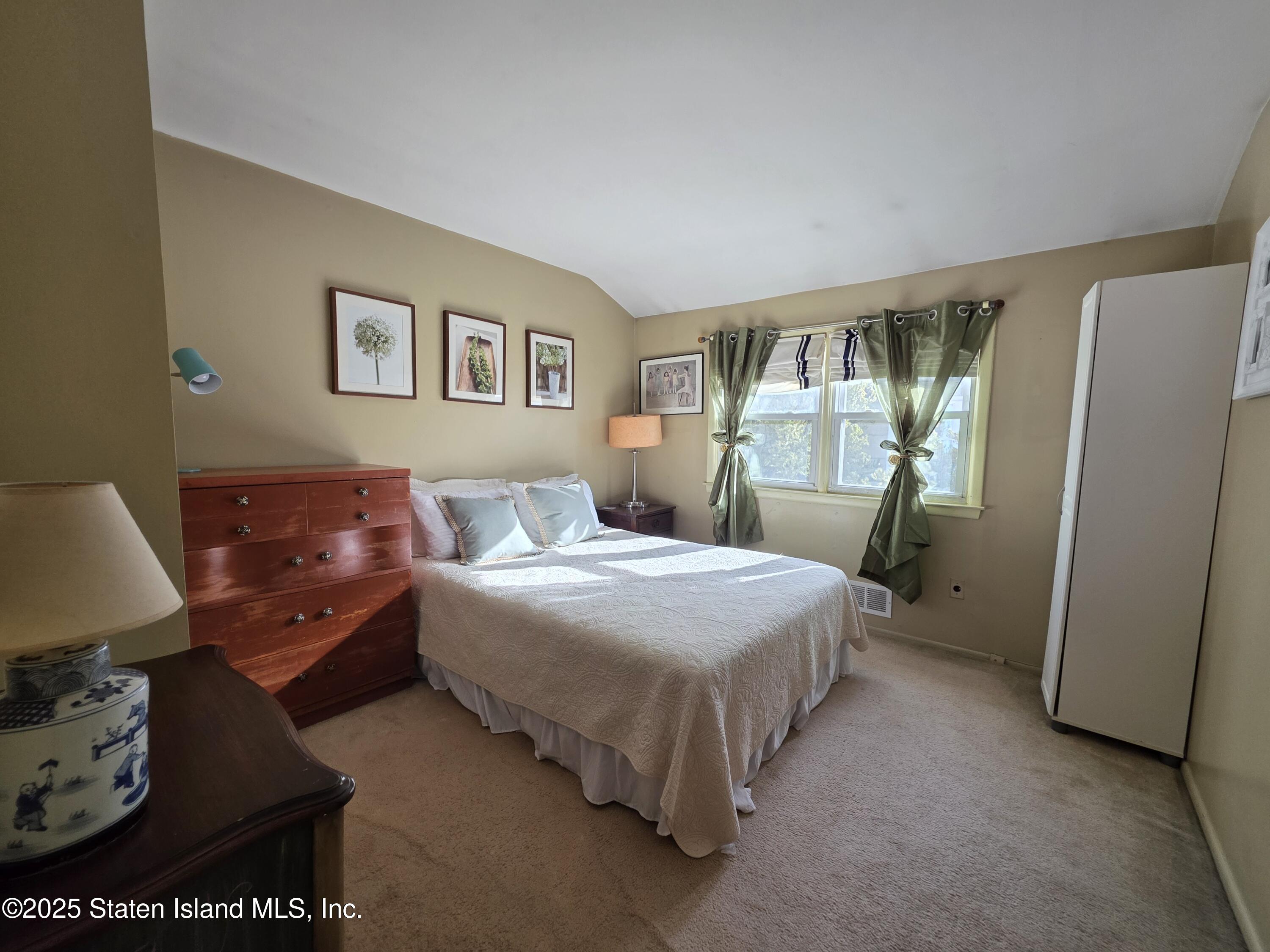 1956 N North Railroad Avenue, Staten Island, New York image 18